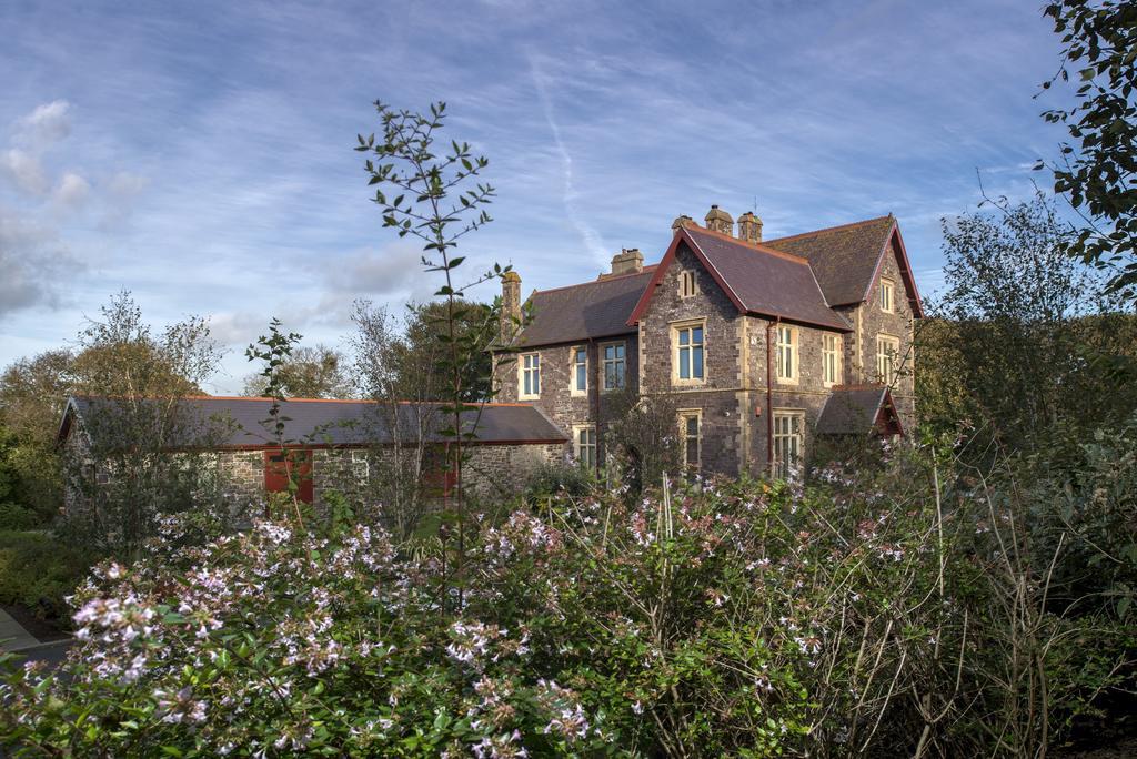 Penrhiw Priory Guest House Сейнт Дейвидс Екстериор снимка