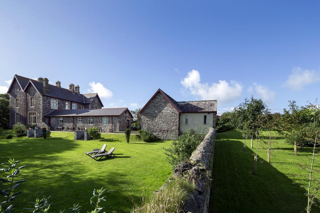 Penrhiw Priory Guest House Сейнт Дейвидс Екстериор снимка